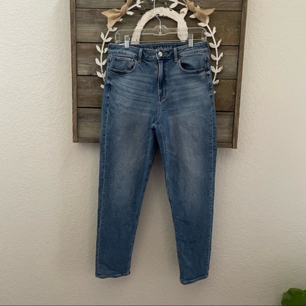 American Eagle mom jeans hi rise stretch denim size 6